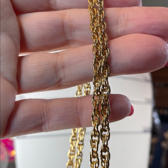 Vintage-Inspired Gold and Silver Cross Brooch with a Real Ruby Center - Picture 4 of 6